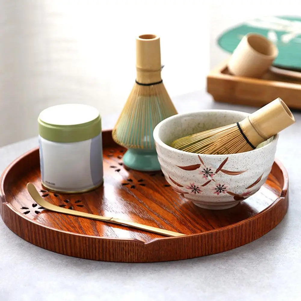 Natürliches Bambus-Matcha-Set mit Teebesen und Löffel; nachhaltige Küchenutensilien für Ihre Teezeremonie.