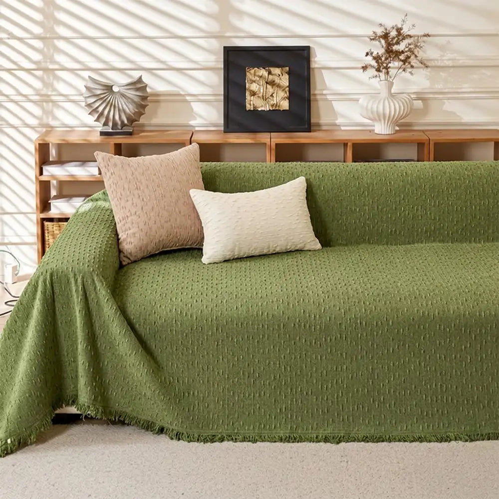 Wohnzimmer-Sofa mit elegantem, kratzfestem Chenille-Bezug. Strapazierfähig und einfach zu reinigen.