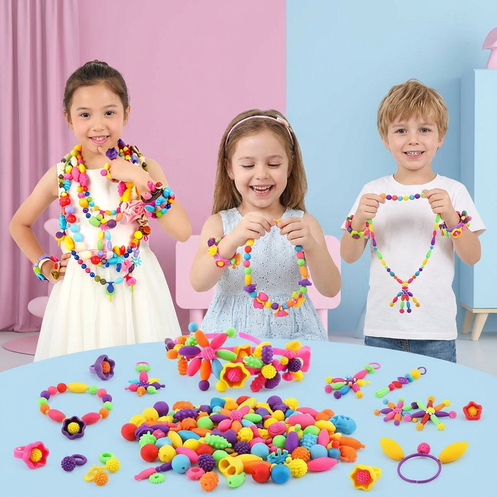 Pädagogisches Bastelset für Kinder, fördert Motorik und Kreativität mit bunten Schmuck Spielsteinen.