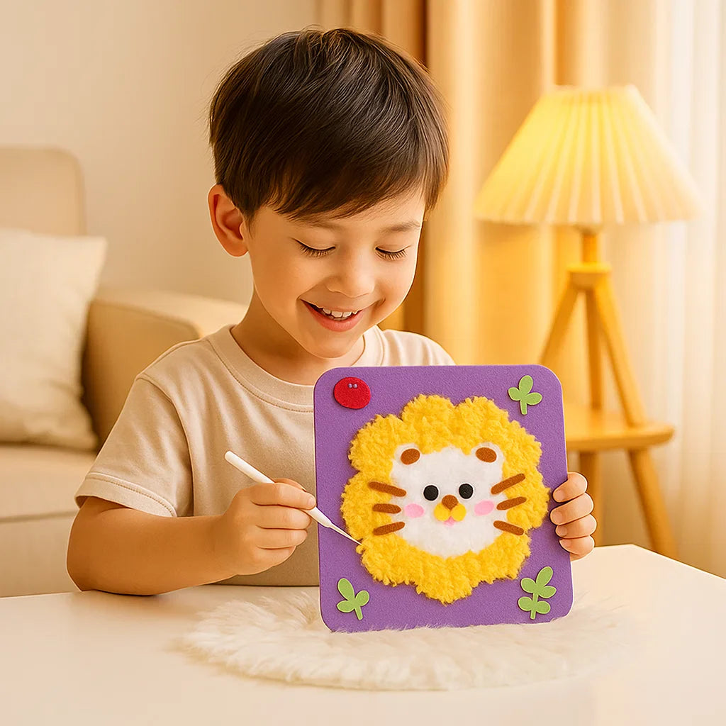 Illustrierte Anleitung des Stickpuppen Bastelsets, erklärt Schritte zum Basteln der Tierpuppen für Kinder.