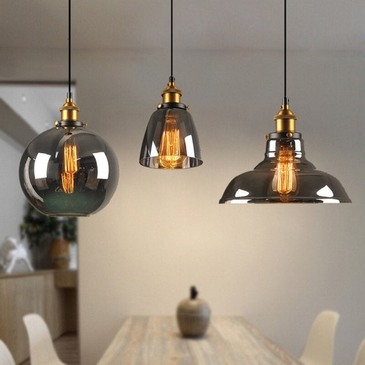 Stilvolle Deckenleuchte Vincent. Eine moderne Kristalllampe, die Luxus und Design vereint.