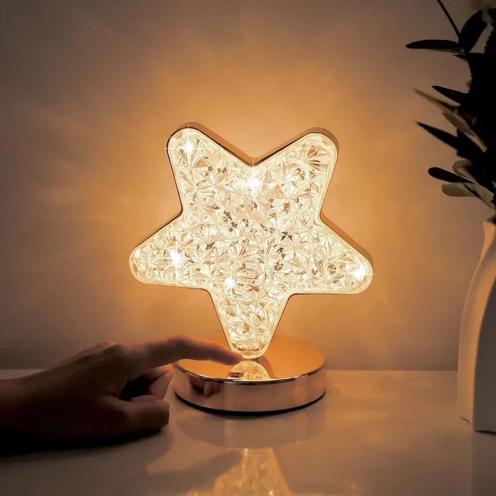 Dimmbare LED Kristall-Tischlampe als Nachtlicht, sorgt für warmes Stimmungslicht im Wohn- und Schlafzimmer.