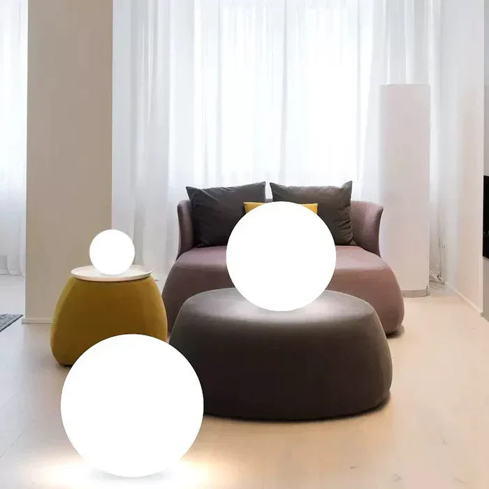 Energiesparende Solar-Gartenkugel, LED-Licht mit wetterfester Hülle für den Außenbereich.