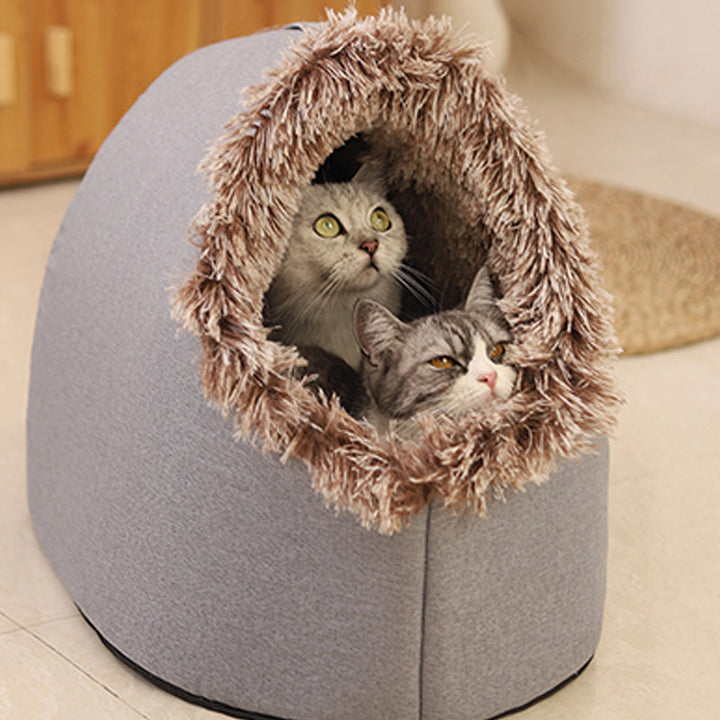 Perfektes Winterbett: Warme Haustierhöhle für Katzen & Kleinhunde, super gemütlich und schützend.