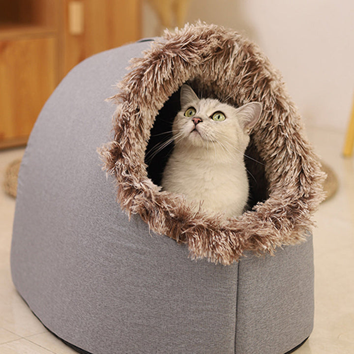 Süße Kuschelhöhle für kleine Haustiere, warmes Tierbett für Geborgenheit und Entspannung.