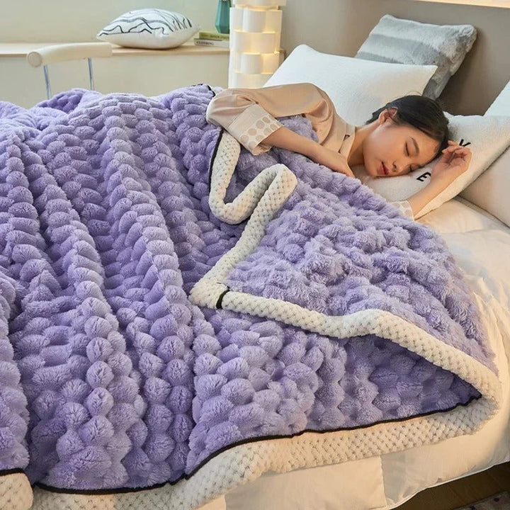 Elegante "TurtleWarm" Coral-Velvet-Decke, doppellagig & kuschelig, ideal als Wohndecke für Zuhause.