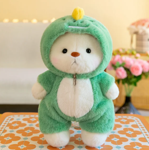 Flauschiger Bär, der perfekte Wohlfühl-Freund. Ein weiches Kuscheltier, das Geborgenheit schenkt.