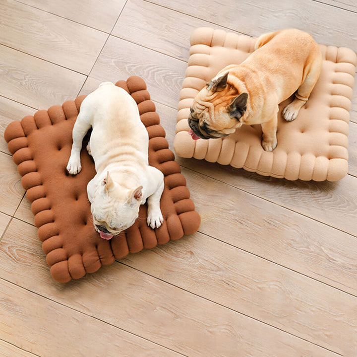 Gemütliches Hunde-Kuschelbett als Keks, perfekt für Entspannung & tiefen Schlaf. Tierbedarf.