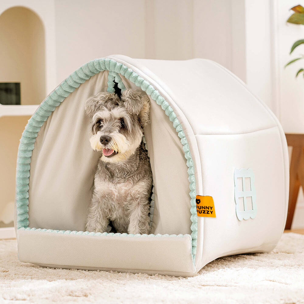 Beruhigendes Hundebett mit Doppelvorhang, schafft einen ruhigen und sicheren Schlafplatz.