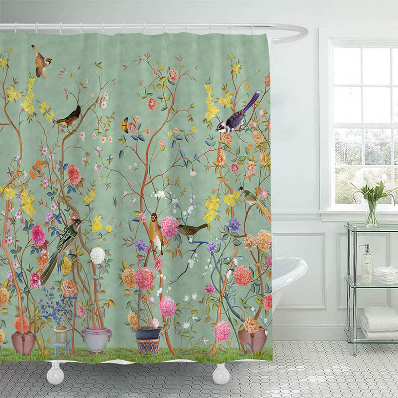 Ländlicher, wasserdichter Duschvorhang mit Blumen- & Vogelmotiv aus Polyester für Badezimmer. Dekorativ & blickdicht.