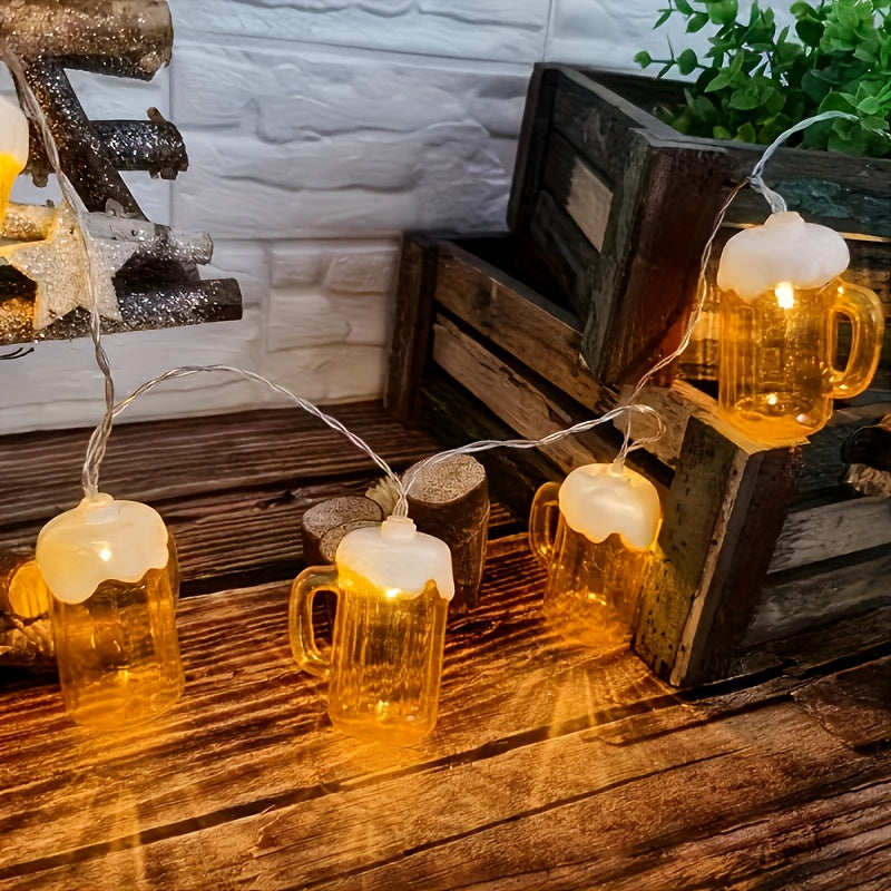 Mehrere LED Bierkrug Lichterketten kombiniert, um eine umfangreiche und festliche Festbeleuchtung zu schaffen.