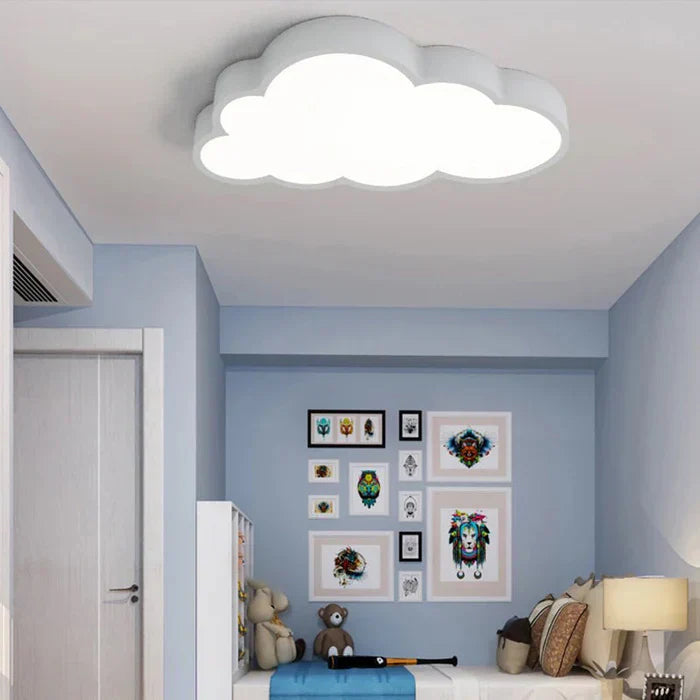 Energiesparende LED Deckenleuchte als Wolke für Kinderzimmer, moderne & sanfte Beleuchtung.