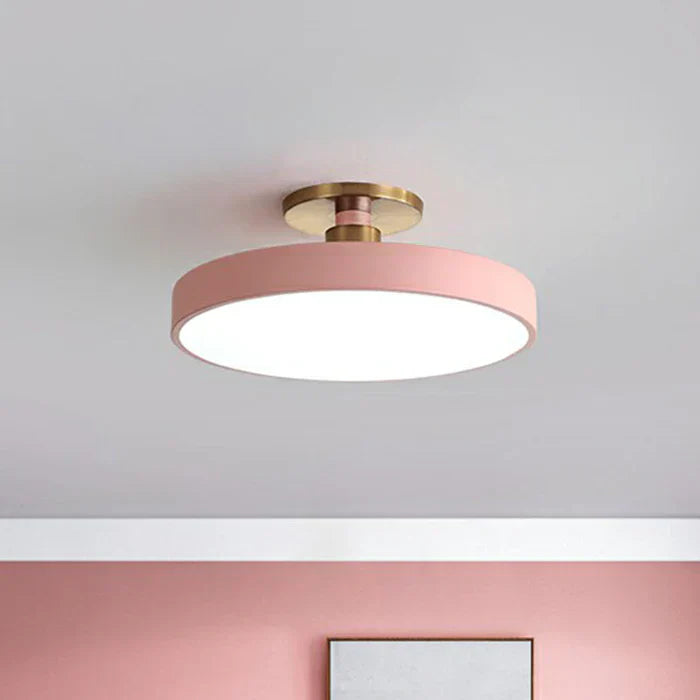Moderne NordicaGlow LED Wohnzimmerlampe im nordischen Stil. Stilvolles, energiesparendes Deckenlicht.