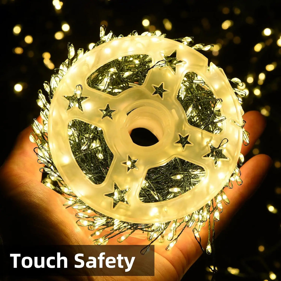 Nahaufnahme der LED-Feuerwerks-Lichterkette, die ein funkelndes Lichterspiel für festliche Anlässe zeigt.