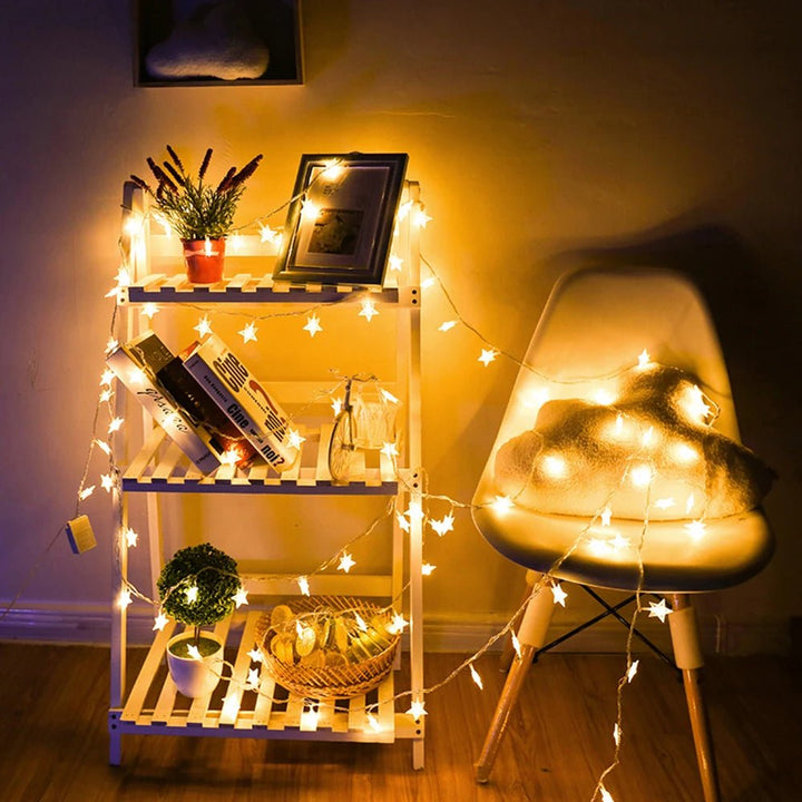 USB-LED-Lichterkette, warmweiß, für Innenbereich. Ideal als Stimmungslicht & festliche Deko.