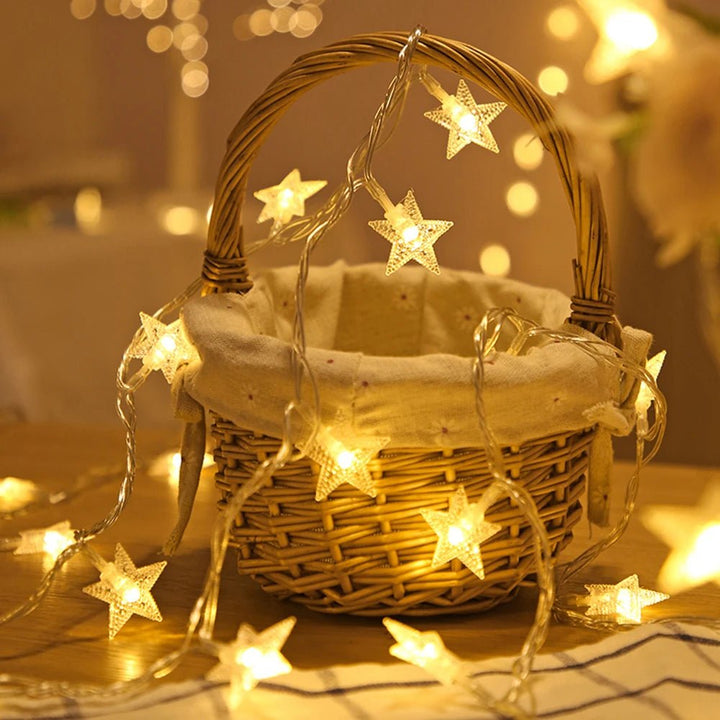 Bunte LED-Partylichterkette, mehrfarbig, für drinnen & draußen. Perfekte Licht-Deko für jede Feier.