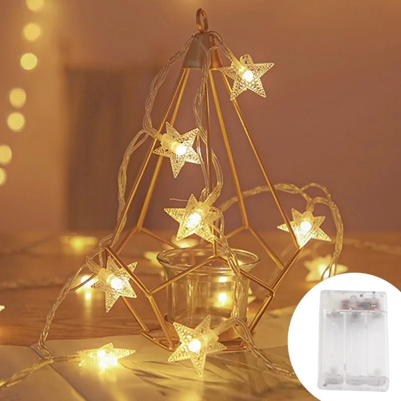 Elegante LED-Lichterkette kaltweiß für moderne Innendekoration. Schafft klares, festliches Licht.