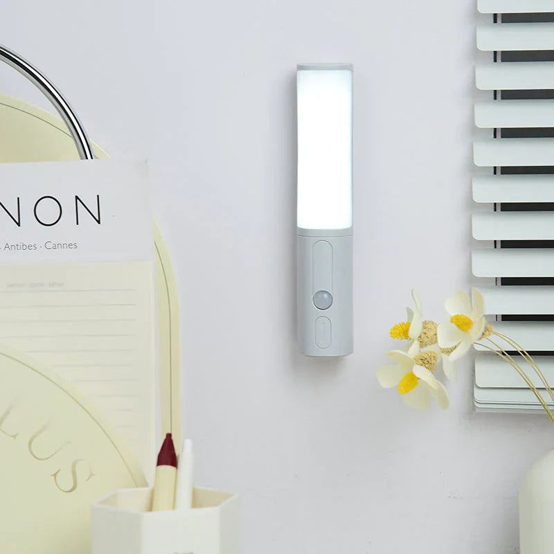Smarte LED-Nachtlampe Lumos mit präzisem Bewegungssensor. Perfektes Nachtlicht für Zuhause.
