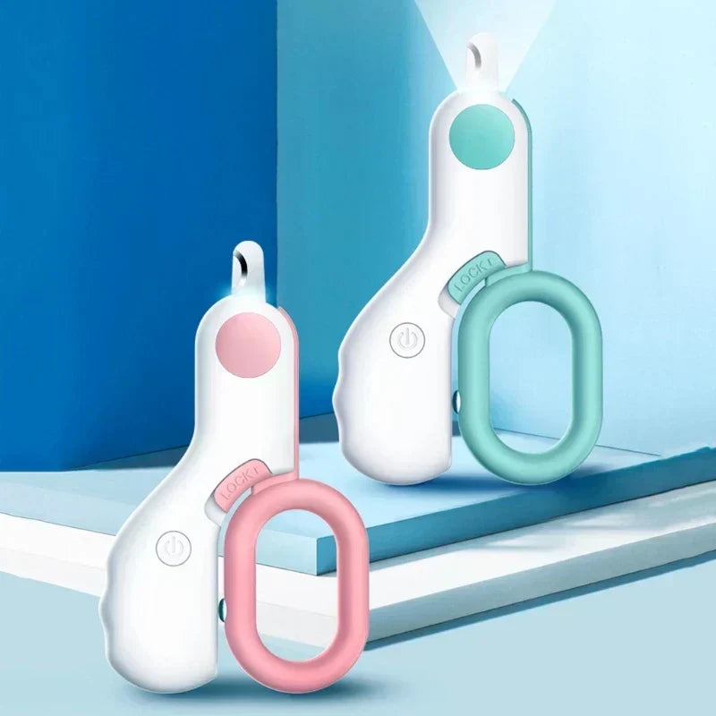 Ergonomischer LED-Nagelknipser zur einfachen & sicheren Krallenpflege von Hunden, Katzen & Kleintieren.