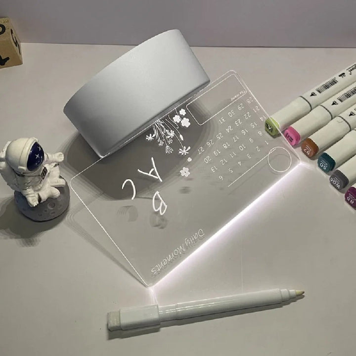 Praktische LED Notiztafel als Schreibtischlampe & Memo-Board: Perfekt für Erinnerungen & inspirierende Texte.
