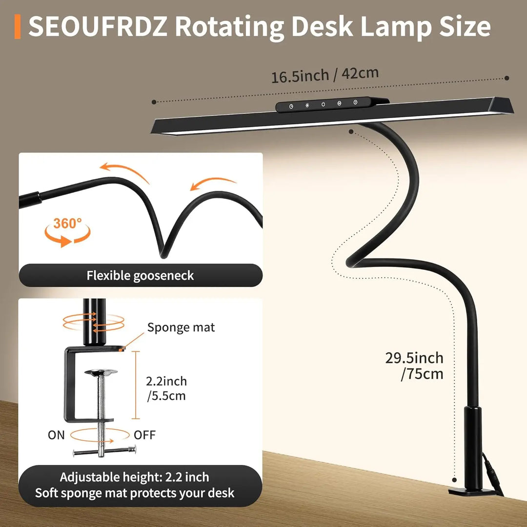 Weiße moderne LED Schreibtischlampe mit Klemme, extra breit, dimmbar, perfekt für hellen Arbeitsplatz im Home Office.