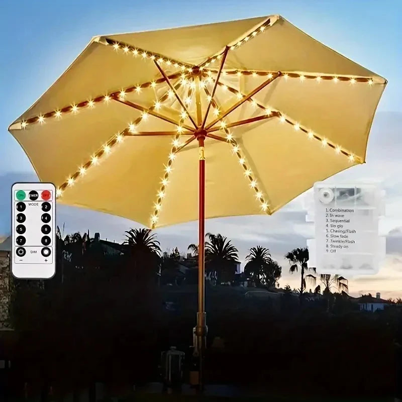 LED Sonnenschirm-Lichterkette mit 104 LEDs für Garten & Terrasse, 8 Modi. Schafft stimmungsvolles Ambiente.