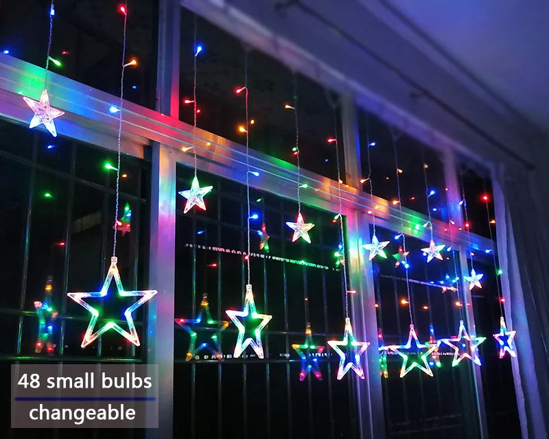 Lange LED-Sternenvorhang-Lichterkette, ideal für Fenster und Wände als Hochzeitsdeko.
