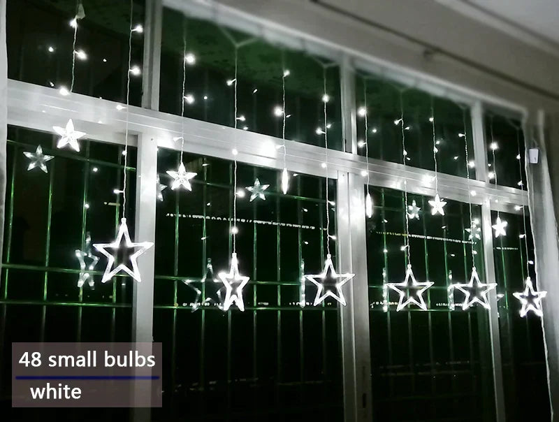 Romantische LED-Sternen-Lichterkette als Hochzeitsdeko oder stimmungsvolles Schlafzimmerlicht.