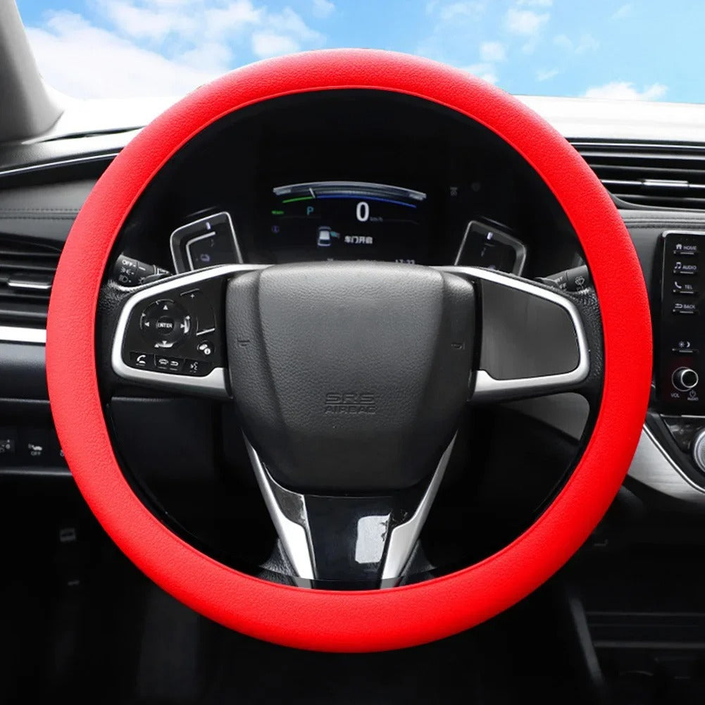 Detailaufnahme der hochwertigen Lenkradabdeckung, rutschfest & komfortabel für Ihr Auto-Lenkrad.