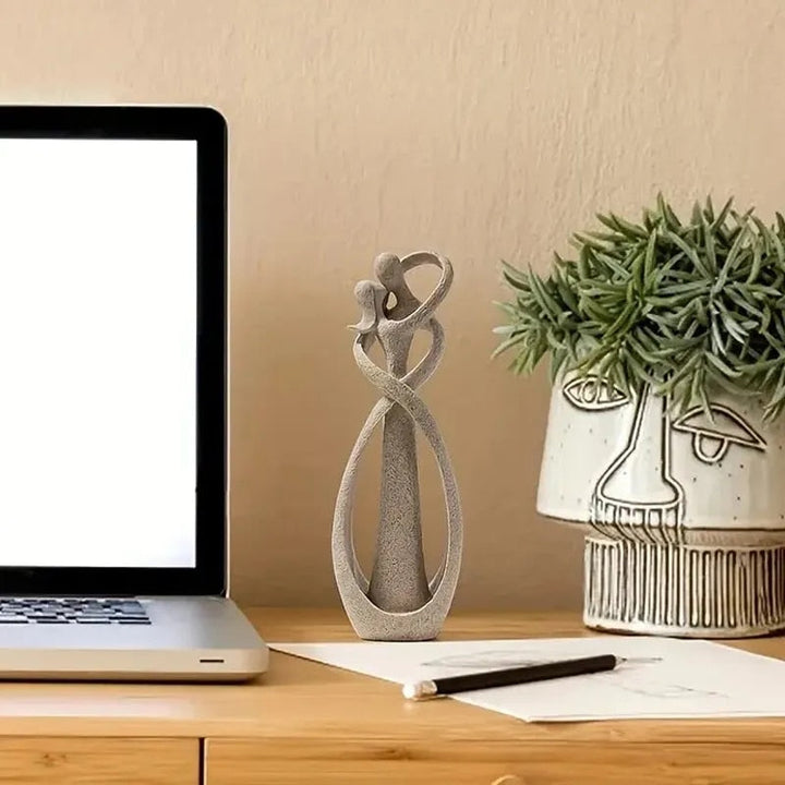 Moderne, minimalistische Harzfigur als Wohnaccessoire, Liebesskulptur für Harmonie in Ihrem Zuhause, 26 cm.