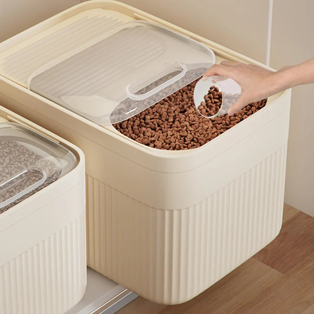 Luftdichte Futterbox für Hunde- & Katzen-Trockenfutter. BPA-frei, schützt Tierfutter vor Feuchtigkeit.