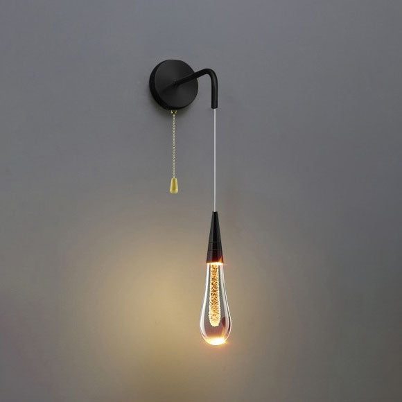 Dimmbare LumeTear LED Wandleuchte mit sanfter Lichtabgabe, ideal für eine entspannende Atmosphäre.