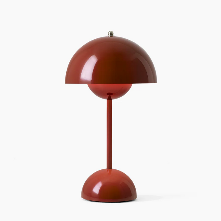 Stilvolle LumiTouch Wohnzimmerlampe, moderne LED-Technik, berührungsgesteuert, schafft gemütliches Ambiente.