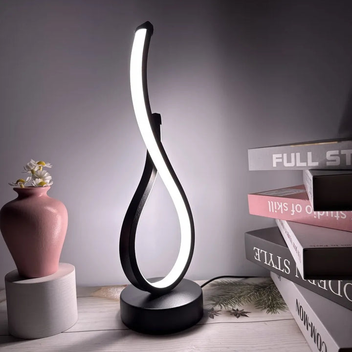 Moderne Lumoara LED Deko Tischlampe, dimmbar, kabellos, für gemütliches Ambiente Licht im Wohnzimmer.