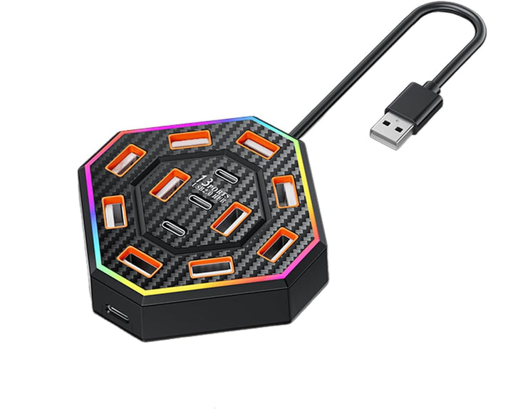 Leistungsstarker Lumora 13-in-1 USB-C Hub & Dockingstation mit RGB für optimale Laptop-Konnektivität.