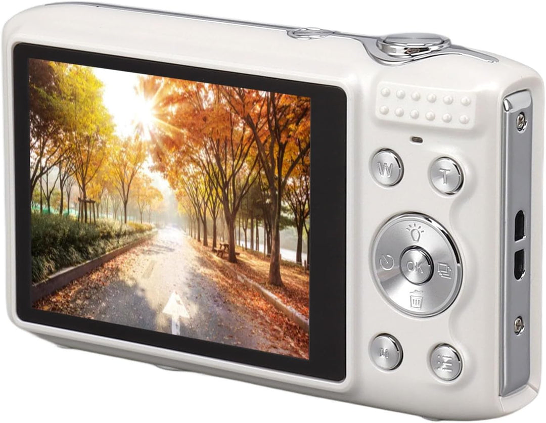 Lumora 4K Digitalkamera in Aktion, fängt Momente mit 58MP Fotos und 16x Zoom ein.