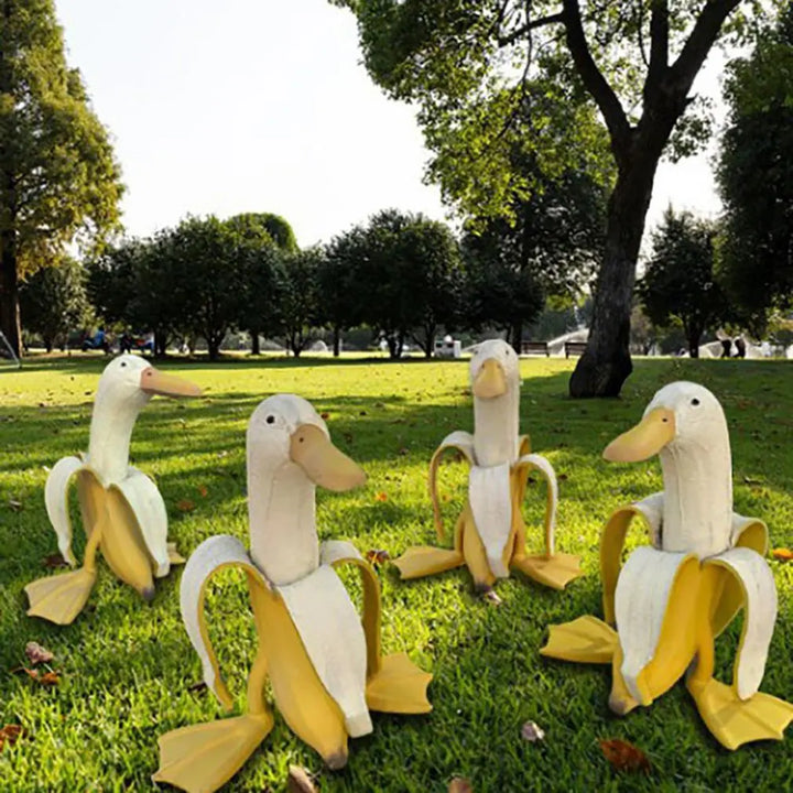 Originelle Gartendeko Bananenente "Quaki", ein lustiges Geschenk und wetterfester Hingucker für jeden Garten.