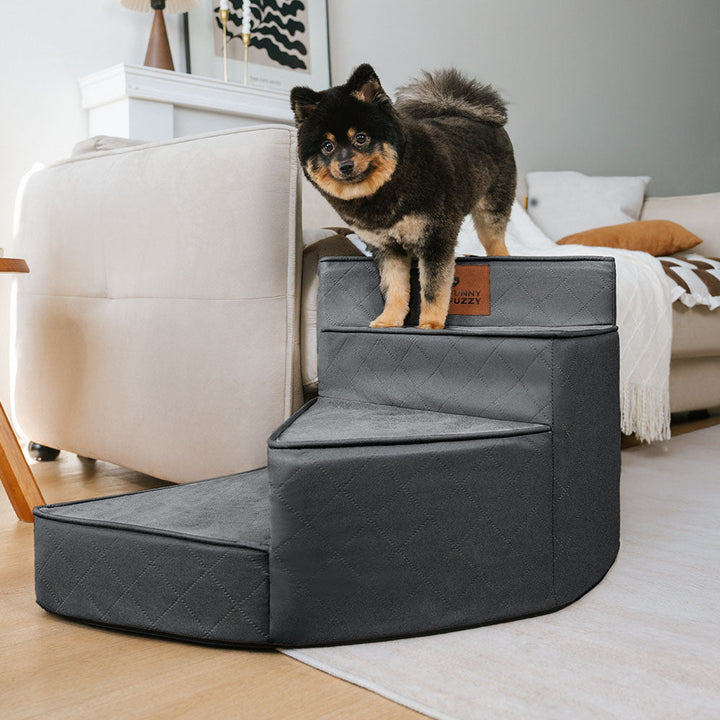 Hundetreppe aus Kunstleder, gelenkschonend, mit rutschfester Oberfläche.