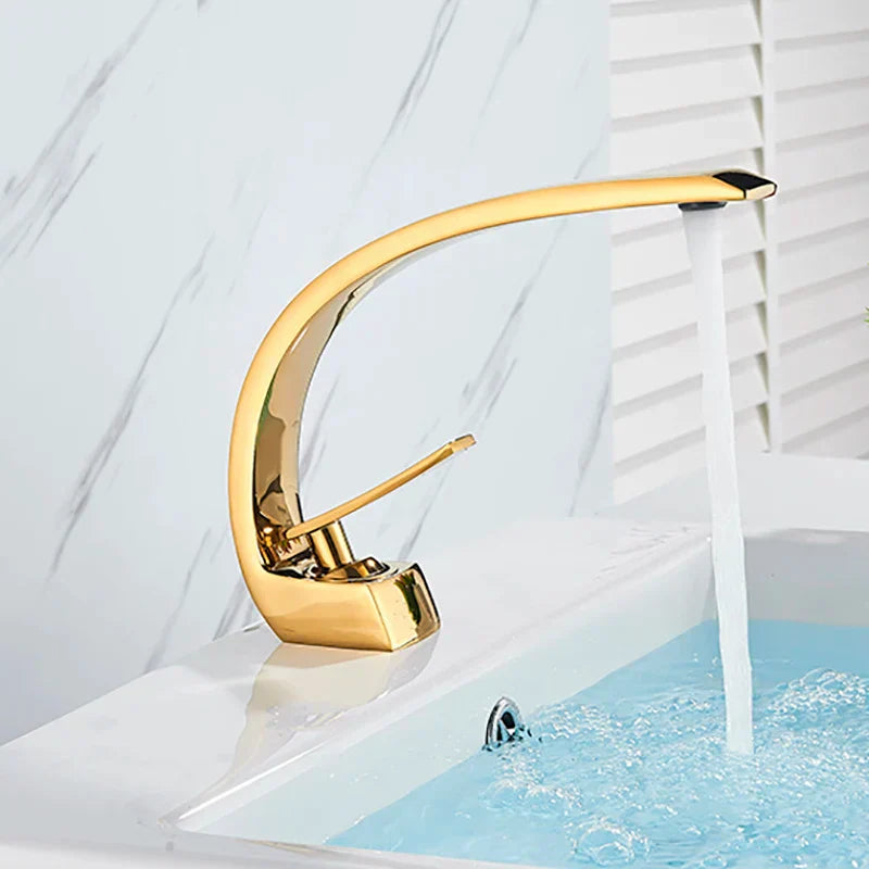 Moderner mattschwarzer Einhebelmischer Badarmatur, stilvolle Designarmatur für Ihr Badezimmer. Luxus Wasserhahn.
