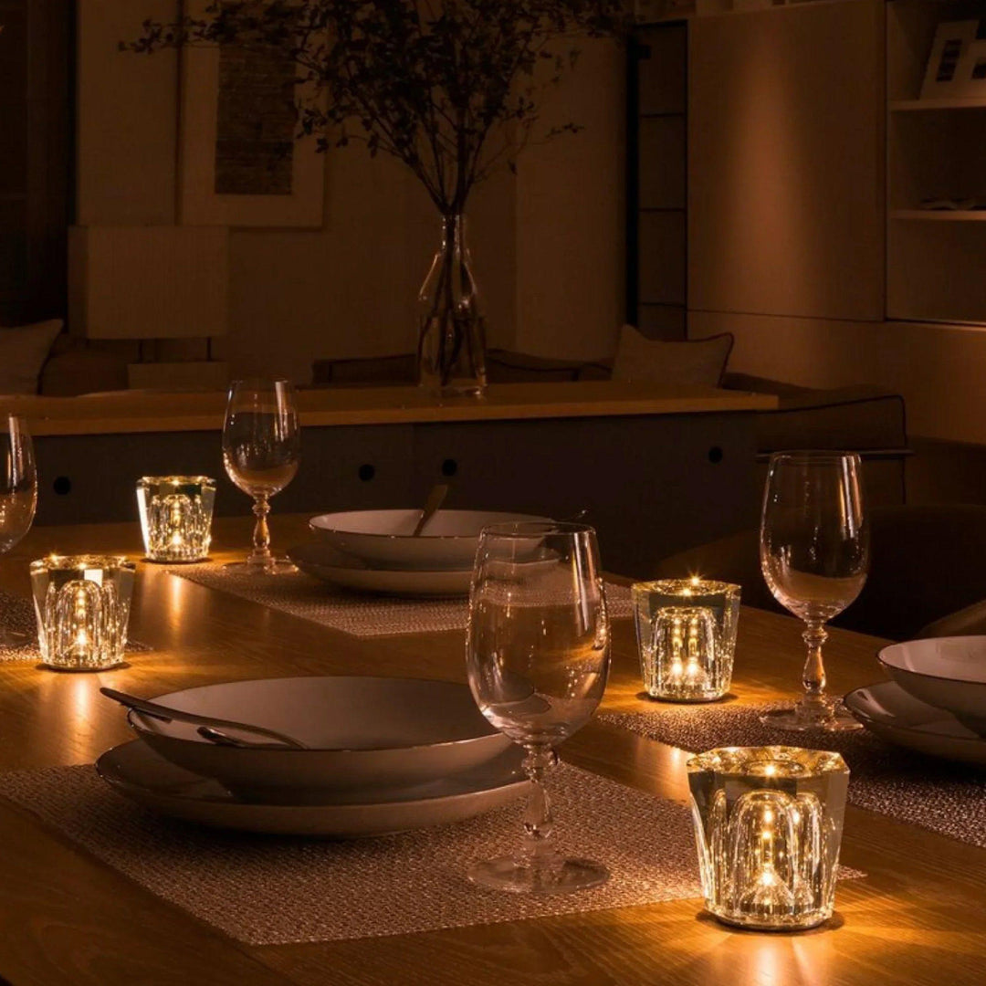 Dekorative LED Diamant Kristalllampe, kabellos & aufladbar, für stilvolle Raumbeleuchtung.