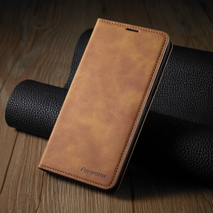 Edle iPhone 15 Leder-Klapphülle mit Präzisionsausschnitten, sicherer Passform & Rundumschutz.
