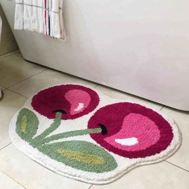 Kirsch-Badematte im Badezimmer, luxuriös, weich und saugfähig, eine komfortable und sichere Fußmatte.