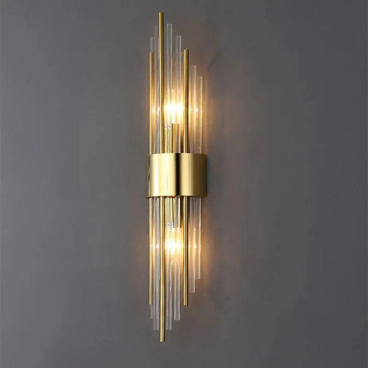Vielseitige Luméra Kristall LED Wandleuchte, modernes Edelstahl-Design für Wohnzimmer, Schlafzimmer und Flur.