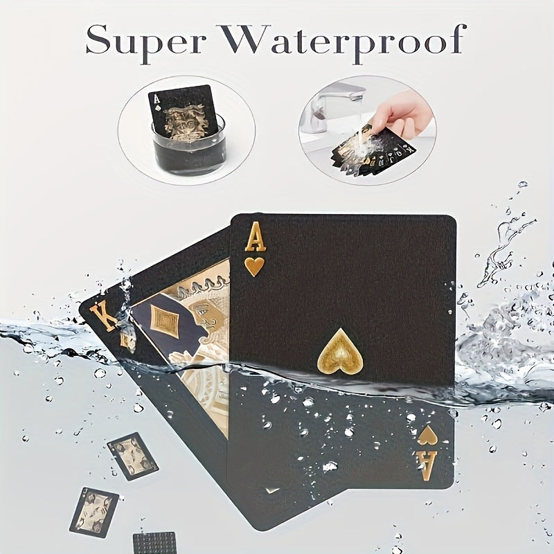 Gesamtaufnahme der luxuriösen schwarzen wasserdichten Spielkarten mit edler Aufbewahrungsbox, ein Highlight für jede Party.