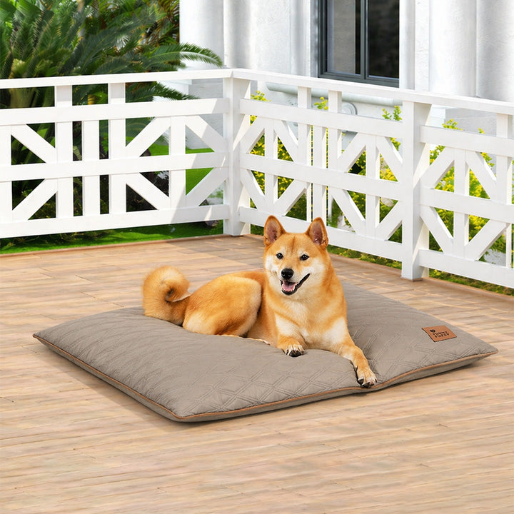 Beruhigende Wendematte für Hunde, beidseitig luxuriös & wasserabweisend. Modernes Hundebett.