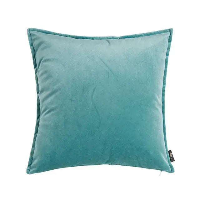 Samt Kissenbezug für Sofa und Bett. Dekokissenbezug für Schlafzimmer & Wohnzimmer. Moderner Wohnstil.