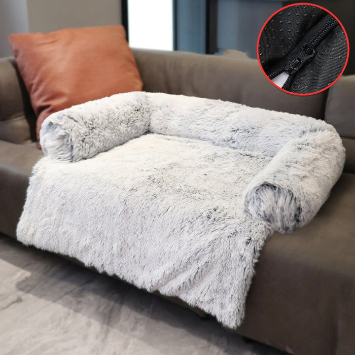 Großes PawLounge Hundesofa beige, weiches Plüschbett für Komfort, ideal für größere Hunde.