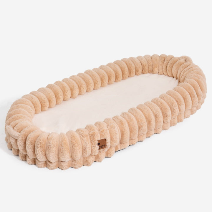 Orthopädisches Kuschelbett für Mensch & Tier. Großes, waschbares Design für maximalen Komfort.