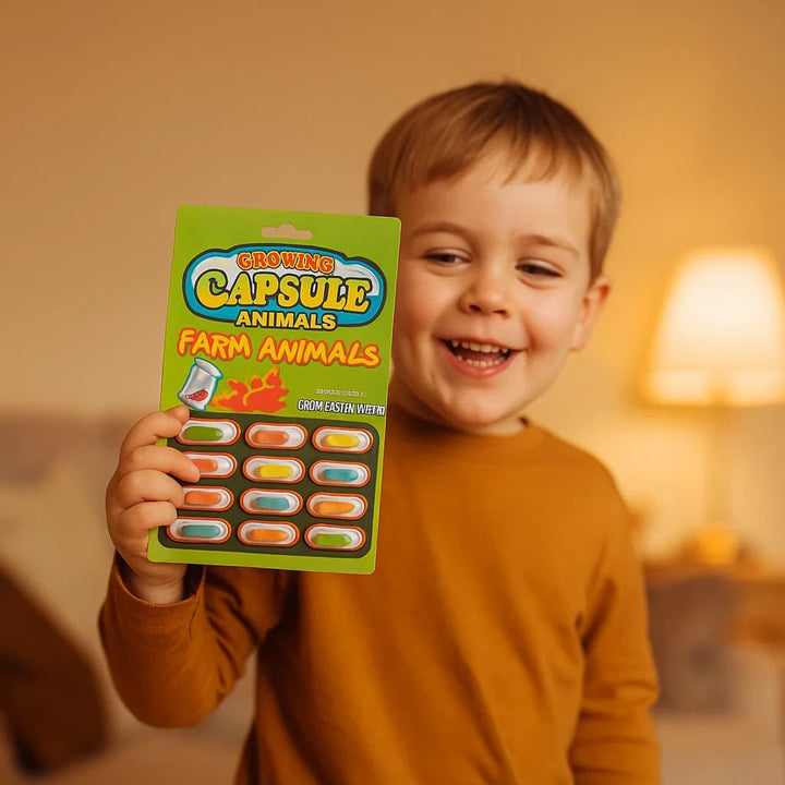 Set aus Wachstumskapseln & bunten Tierfiguren. Kreatives Kinderspielzeug, Lernexperiment & Zauberspielzeug.
