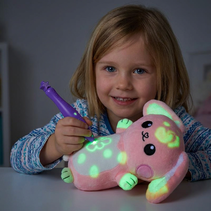 Ideales Geschenk für Kinder: Magisches Kuscheltier mit Leuchtstift. Fördert interaktives Spiel, Fantasie & Feinmotorik.